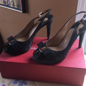 Gorgeous pumps